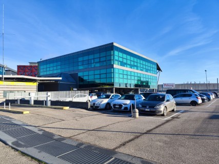 Skyparking / Verona Premium